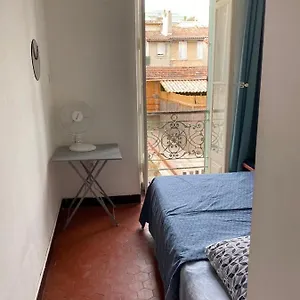 Hotel Nuit D'orient, Marsella