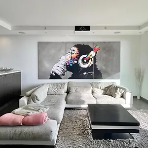 Apartment Loft Vue Mer, Marseilles
