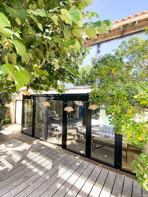 Maison Moderne Avec Piscine Marseille 0*,  France