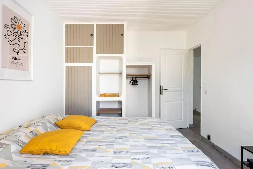 Maison Moderne Avec Piscine Marseille 0*,  France